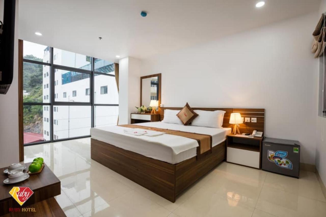 Ruby Hotel Cat Ba Dong Khe Sau 外观 照片