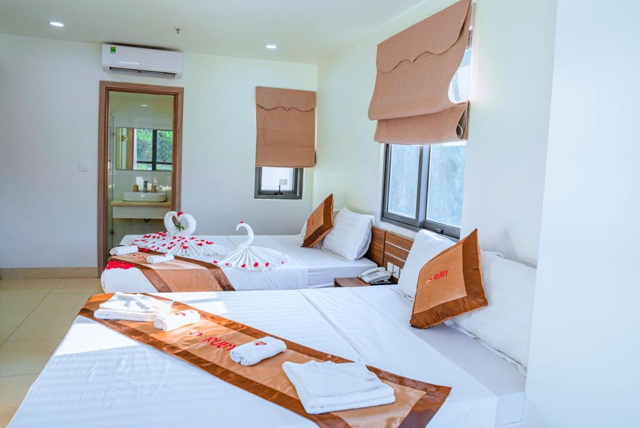 Ruby Hotel Cat Ba Dong Khe Sau 外观 照片